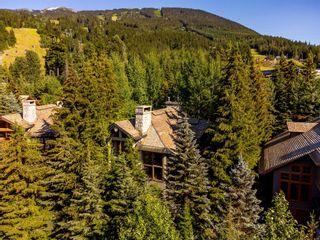 Photo 3: 4868 SUMMIT Lane in Whistler: Benchlands House for sale : MLS®# R2778440
