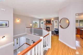 Photo 3: 3845 Holland Ave in VICTORIA: VR Hospital House for sale (View Royal)  : MLS®# 810687