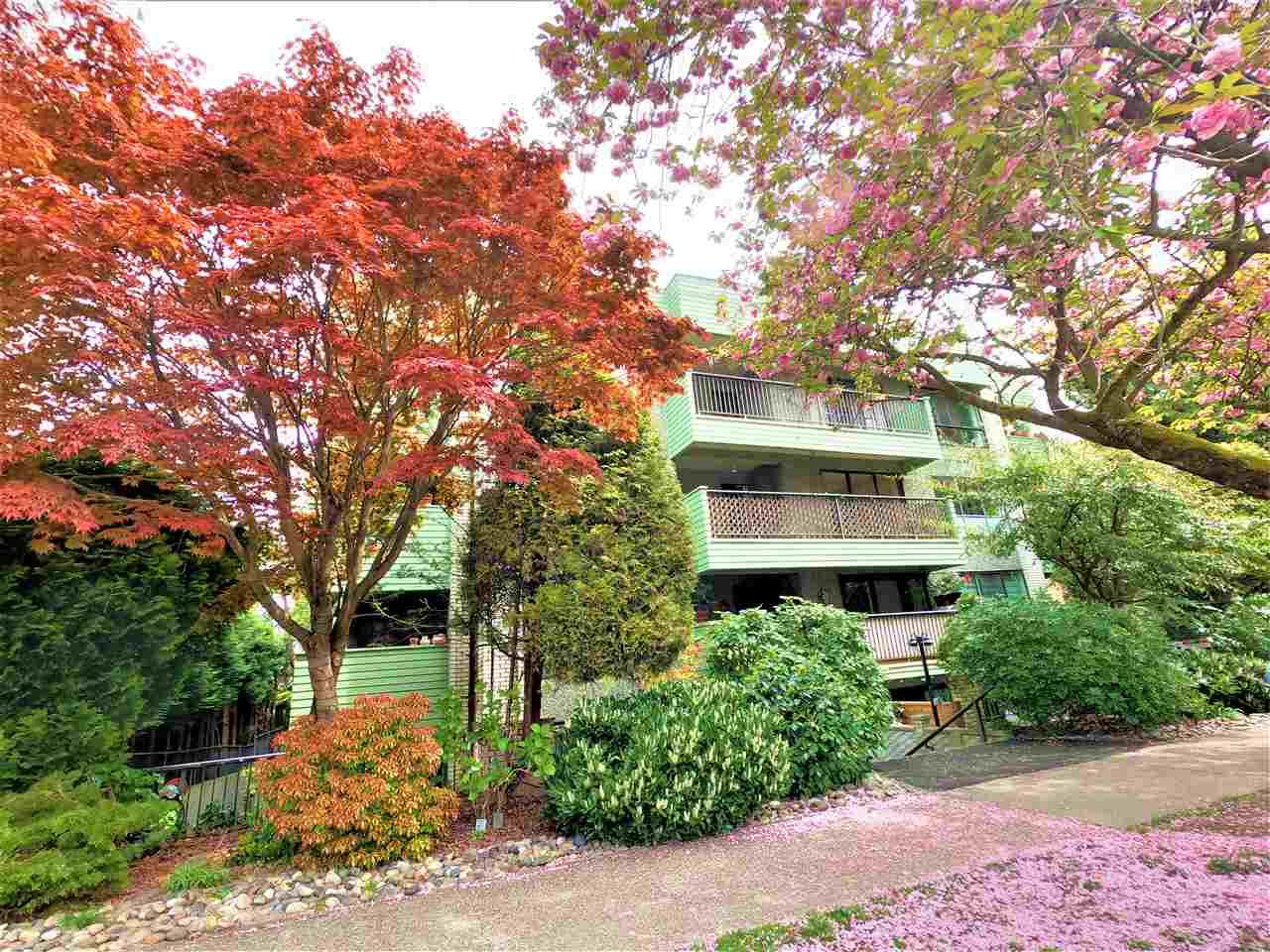 Main Photo: 301 1717 HARO Street in Vancouver: West End VW Condo for sale in "Haro Glen" (Vancouver West)  : MLS®# R2580497