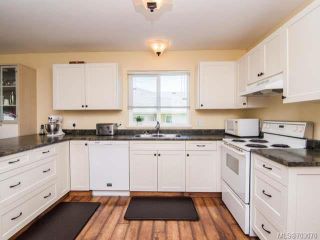Photo 2: 754 Georgia Dr in CAMPBELL RIVER: CR Willow Point House for sale (Campbell River)  : MLS®# 703070