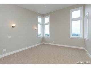 Photo 11: 704 Demel Pl in VICTORIA: Co Triangle House for sale (Colwood)  : MLS®# 686500