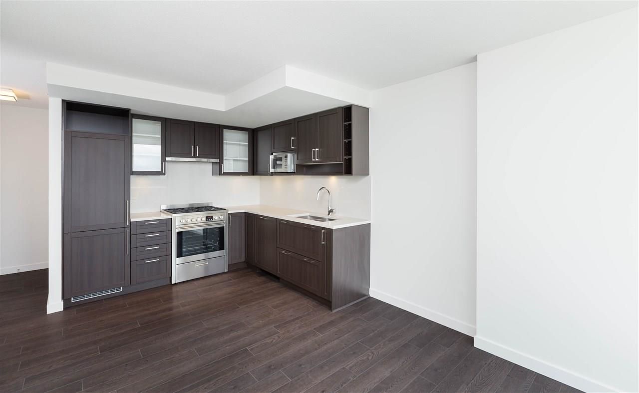 Main Photo: 1807 5470 ORMIDALE Street in Vancouver: Collingwood VE Condo for sale (Vancouver East)  : MLS®# R2874862