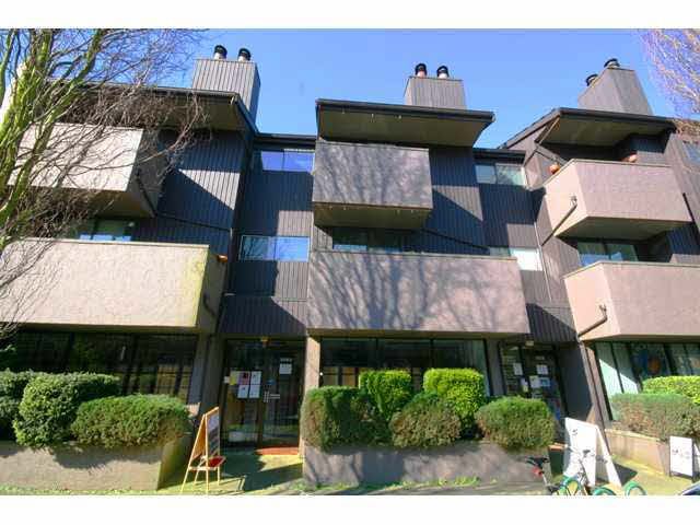 Main Photo: 105 3255 Heather Street in Vancouver: Cambie Condo for sale (Vancouver West)  : MLS®# V935832