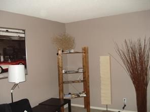 Photo 7: 108 Shawfield Way SW in Calgary: Shawnessy Detached for sale : MLS®# A2011935