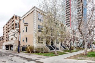Main Photo: 2 1211 9 Street SW in Calgary: Beltline Row/Townhouse for sale : MLS®# A2138384