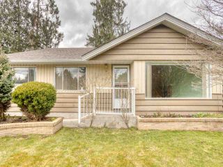 Photo 3: 2327 CLARKE Drive in Abbotsford: Central Abbotsford House for sale in "Historic Downtown Infill Area" : MLS®# R2556801