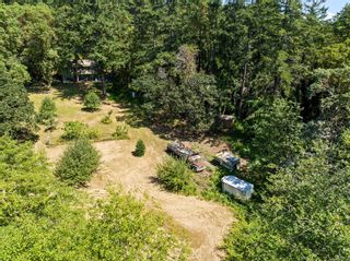 Photo 38: 8111 Mcphail Rd in Central Saanich: CS Inlet House for sale : MLS®# 910743