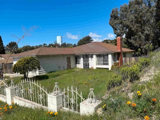 Main Photo: SAN DIEGO House for sale : 5 bedrooms : 574 Kingswood St