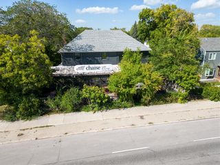 Photo 4: 0 271 Provencher Boulevard in Winnipeg: Business for sale : MLS®# 202401169