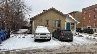 Photo 5: 814 St Paul Avenue in Winnipeg: Single Family Attached for sale (5C)  : MLS®# 202330204