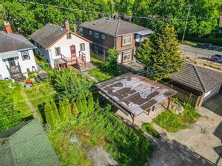 Photo 13: 745 SKEENA Street in Vancouver: Renfrew VE House for sale in "Adanac Park" (Vancouver East)  : MLS®# R2904117