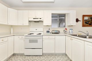Photo 9: 20535 120 B Avenue in Maple Ridge: Northwest Maple Ridge House for sale : MLS®# R2744200