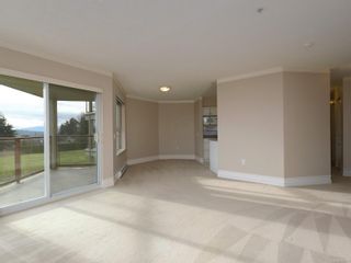 Photo 7: 206 6585 Country Rd in Sooke: Sk Sooke Vill Core Condo for sale : MLS®# 860684