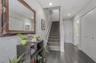 Photo 2: 53 2469 164 Street in Surrey: Grandview Surrey Townhouse for sale in "ABBEY ROAD" (South Surrey White Rock)  : MLS®# R2105059