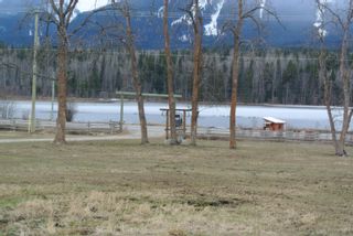 Photo 8: 14971 W 16 Highway in Smithers: Smithers - Rural House for sale (Smithers And Area (Zone 54))  : MLS®# R2688398