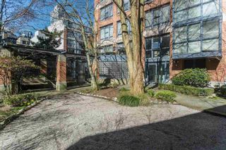 Photo 17: 2103 212 DAVIE Street in Vancouver: Yaletown Condo for sale in "Parkview Gardens" (Vancouver West)  : MLS®# R2716038