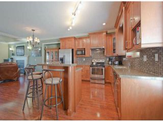 Photo 3: 6961 196 Street in Surrey: Clayton House for sale in "Clayton" (Cloverdale)  : MLS®# F1401754