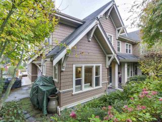Photo 7: 229 E QUEENS Road in North Vancouver: Upper Lonsdale Townhouse for sale in "QUEENS COURT" : MLS®# R2362718
