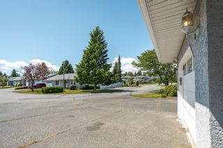 Photo 37: 5 2560 Wilcox Terr in Central Saanich: CS Tanner Row/Townhouse for sale : MLS®# 916836
