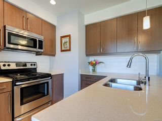 Photo 7: 207 7161 West Saanich Rd in Central Saanich: CS Brentwood Bay Condo for sale : MLS®# 904099