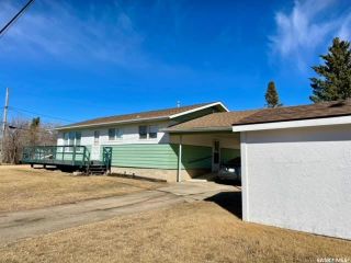 Photo 2: 901 96th Avenue West in Tisdale: Residential for sale : MLS®# SK966207