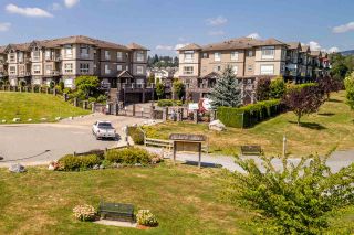 Photo 34: B101 33755 7TH Avenue in Mission: Mission BC Condo for sale in "The Mews" : MLS®# R2491641