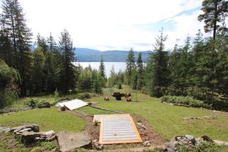 Photo 42: 7524 Stampede Trail: Anglemont House for sale (North Shuswap)  : MLS®# 10192018
