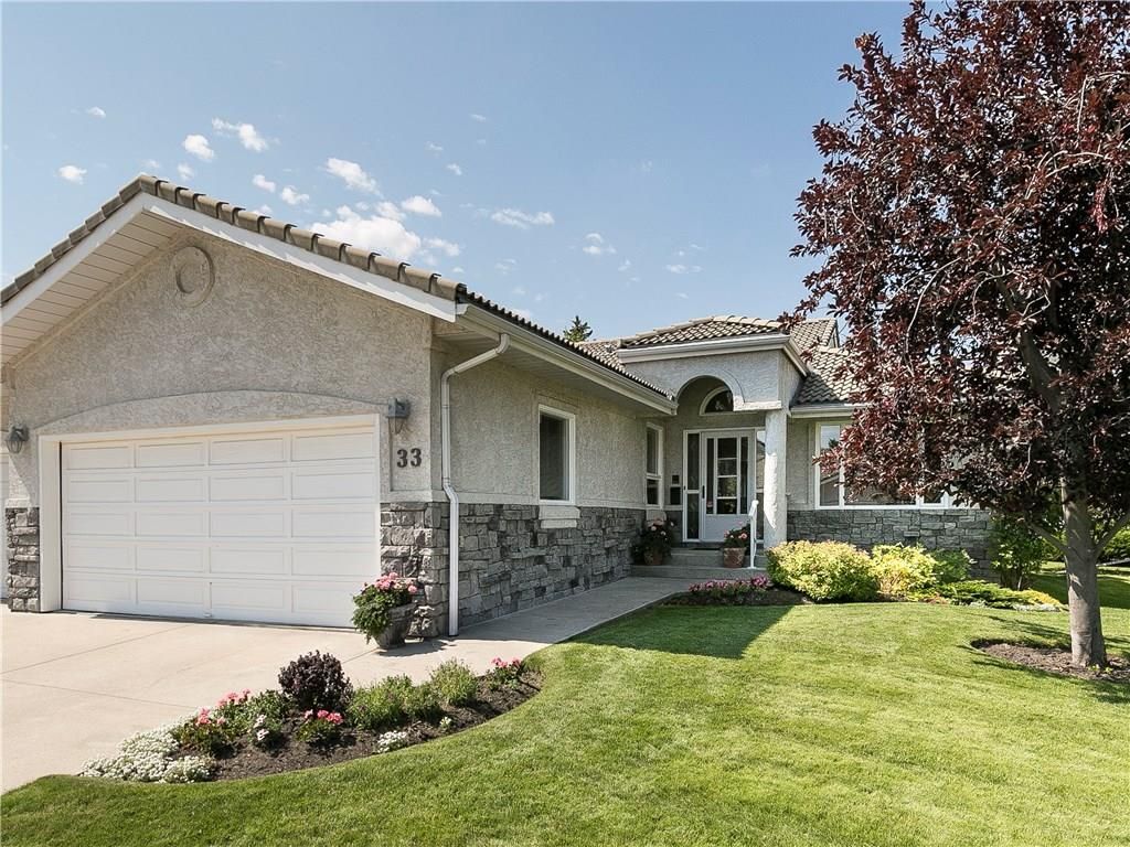 Main Photo: 33 PUMP HILL Landing SW in Calgary: Pump Hill House for sale : MLS®# C4133029