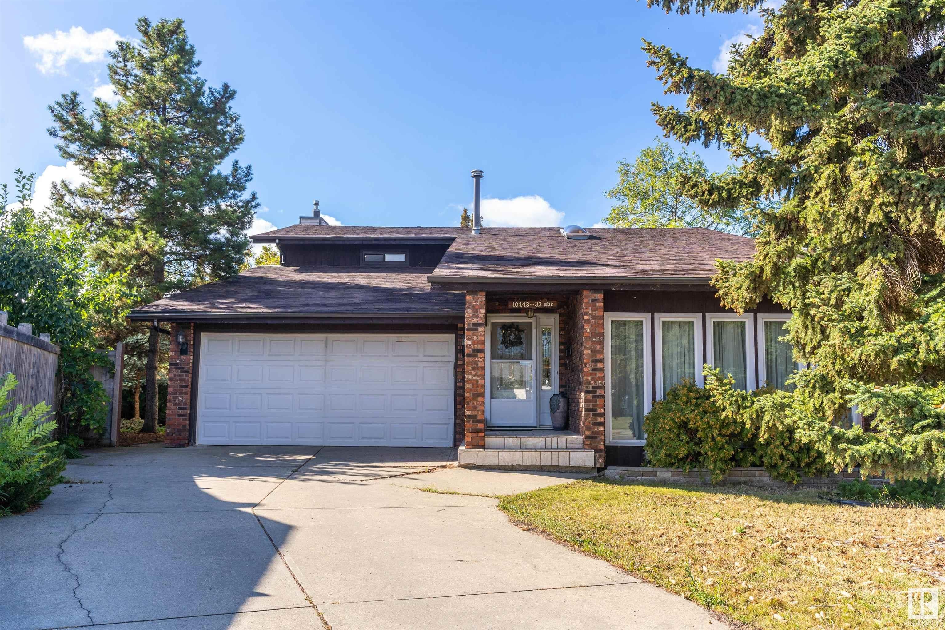 Main Photo: 10443 32 Avenue in Edmonton: Zone 16 House for sale : MLS®# E4314828