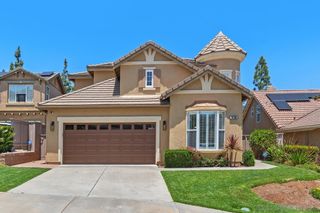 Main Photo: SAN MARCOS House for sale : 4 bedrooms : 1458 GOLDEN SUNSET DR