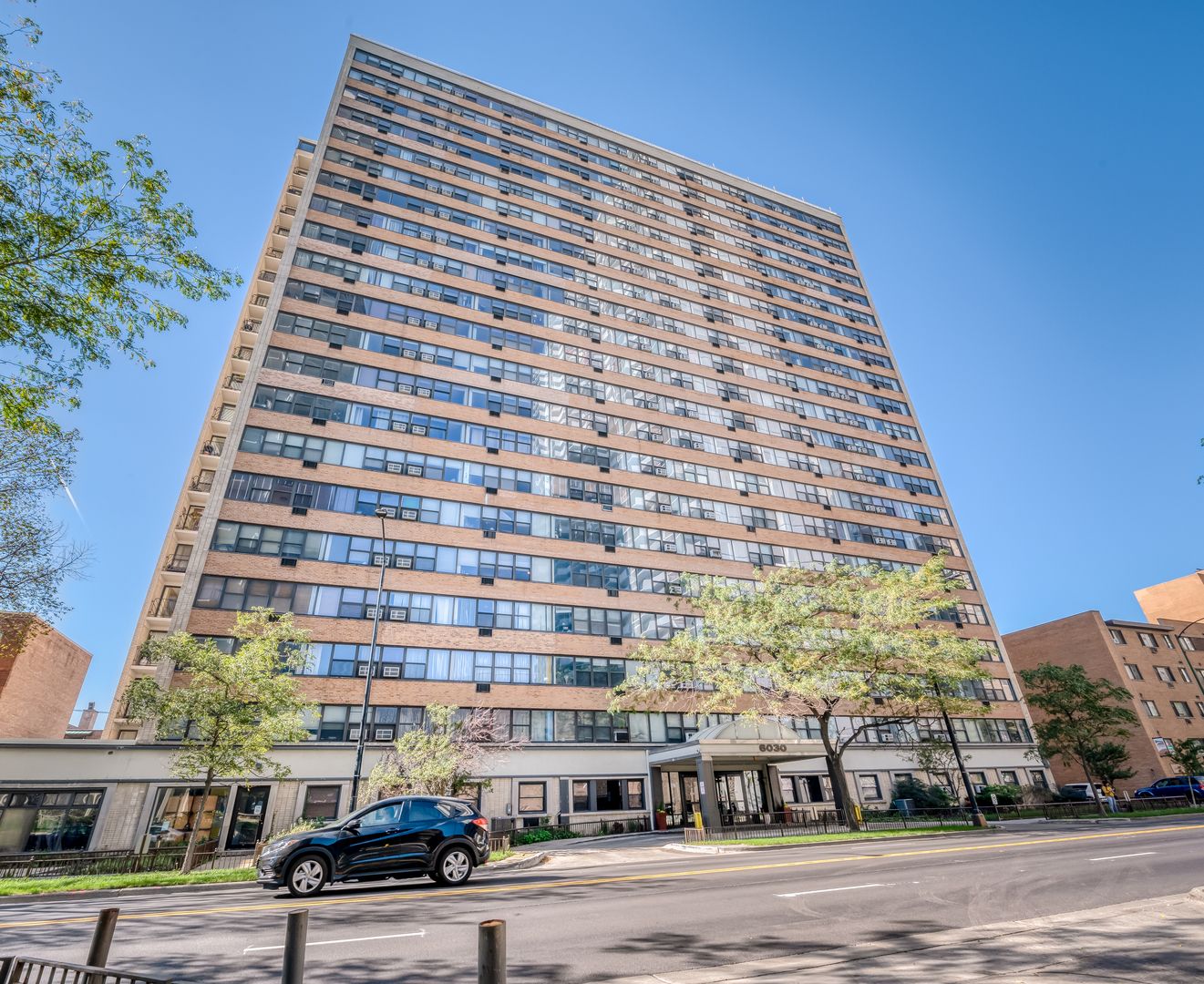 Main Photo: 6030 N Sheridan Road Unit 806 in Chicago: CHI - Edgewater Residential for sale ()  : MLS®# 11440867