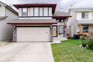Photo 1: 19 PANAMOUNT Garden NW in Calgary: Panorama Hills Detached for sale : MLS®# C4188626