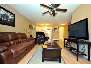 Photo 5: 401 1363 56TH Street in Tsawwassen: Cliff Drive Condo for sale in "WINDSOR WOODS" : MLS®# V969283