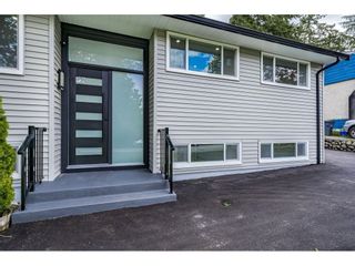 Photo 5: 14927 KEW Drive in Surrey: Bolivar Heights House for sale (North Surrey)  : MLS®# R2720971