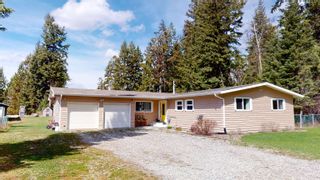 Photo 1: 2253 BARKER Road in Quesnel: Bouchie Lake House for sale in "Bouchie Lake" : MLS®# R2695098