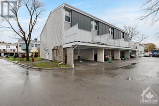 Photo 1: 3445 UPLANDS DRIVE UNIT#107 in Ottawa: Condo for rent : MLS®# 1361622