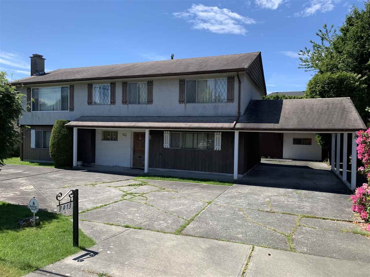 Main Photo: 8413 DELAWARE Road in Richmond: Woodwards House for sale : MLS®# R2372031