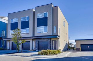 Main Photo: 204 Covecreek Circle NE in Calgary: Coventry Hills Row/Townhouse for sale : MLS®# A2107474