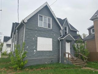 Photo 2: 287 Redwood Avenue in Winnipeg: Industrial / Commercial / Investment for sale (4A)  : MLS®# 202331145