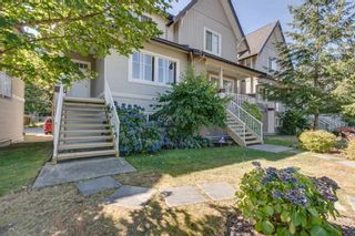 Photo 2: 10 1800 MAMQUAM Road in Squamish: Garibaldi Estates Townhouse for sale in "Viressence" : MLS®# R2102551