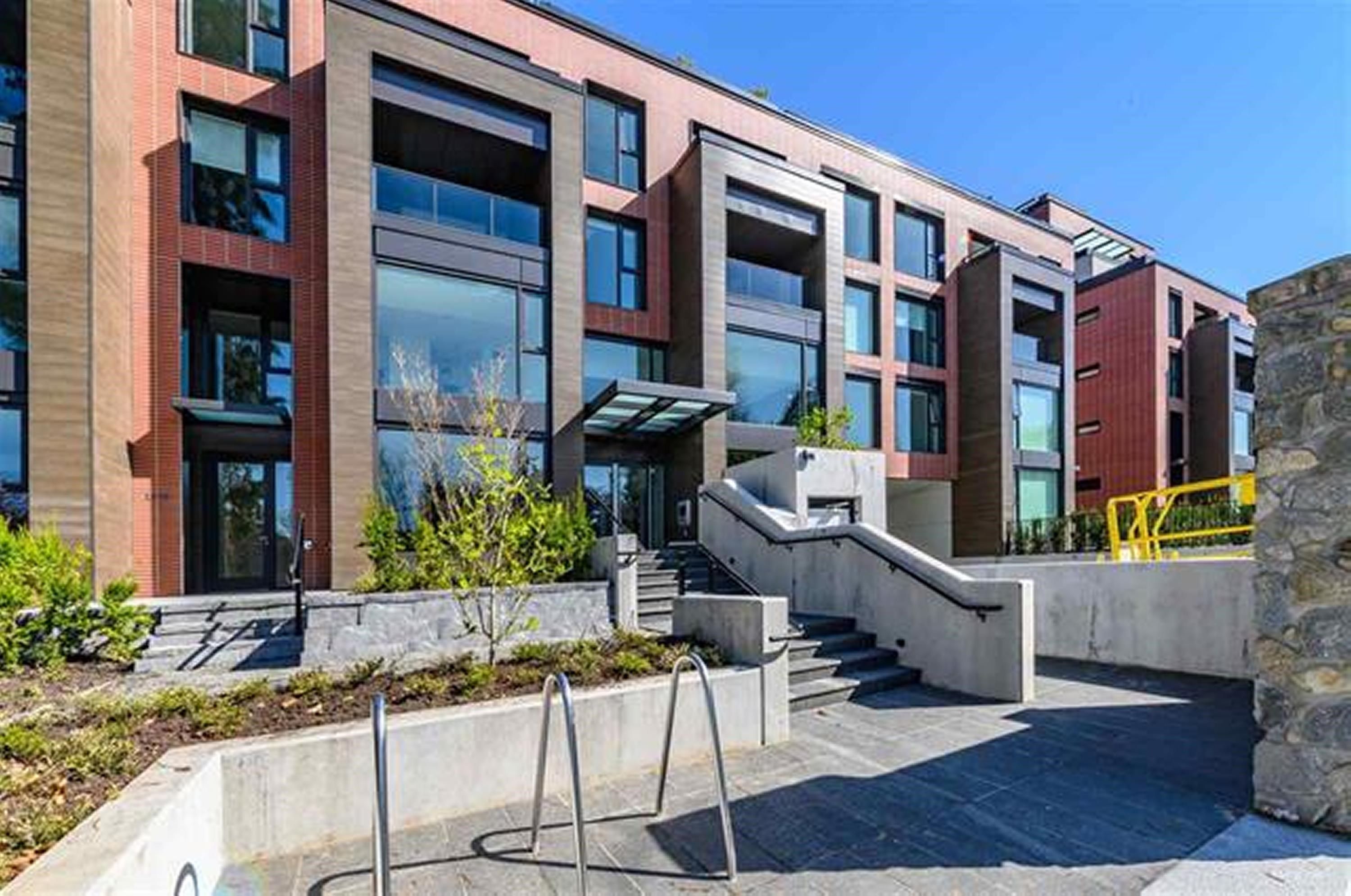 Main Photo: 203 1571 W 57TH Avenue in Vancouver: South Granville Condo for sale (Vancouver West)  : MLS®# R2857462