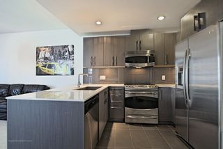 Photo 4: 217 3479 WESBROOK Mall in Vancouver: University VW Condo for sale in "ULTIMA" (Vancouver West)  : MLS®# R2066045