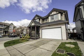 Photo 3: 8076 209 Street in Langley: Willoughby Heights House for sale in "YOKSON" : MLS®# R2561257
