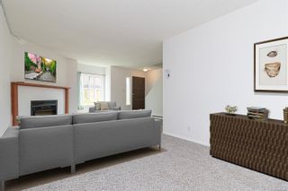 Photo 3: 6 118 Michigan St in Victoria: Vi James Bay Row/Townhouse for sale : MLS®# 936571