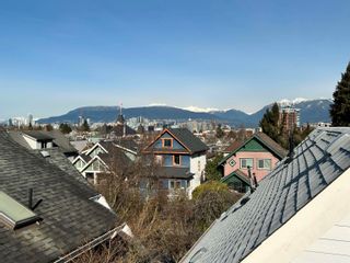Photo 19: 262 E 17TH Avenue in Vancouver: Main 1/2 Duplex for sale (Vancouver East)  : MLS®# R2754413