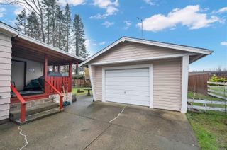 Photo 3: 3928 Dolphin Rd in Campbell River: CR Campbell River South Manufactured Home for sale : MLS®# 921412