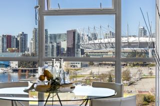 Photo 14: 906 125 MILROSS Avenue in Vancouver: Downtown VE Condo for sale in "CREEKSIDE" (Vancouver East)  : MLS®# R2776022