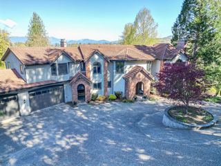 Photo 2: 8875 ARMSTRONG Road in Langley: County Line Glen Valley House for sale : MLS®# R2872631