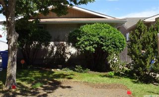 Photo 3: 55 Andrews Crescent in Regina: Uplands Residential for sale : MLS®# SK738589