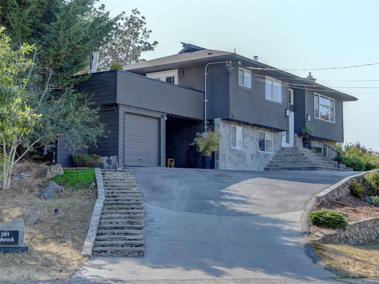 Main Photo: 1291 Highrock Ave in Esquimalt: Es Rockheights House for sale : MLS®# 914866